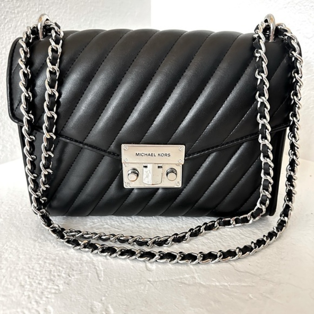 Micheal Kors shoulder and crossbody bag​